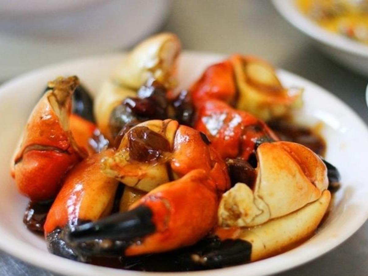Cù kỳ hấp giúp thực khách cảm nhận trọn vẹn hương vị biển nguyên bản.