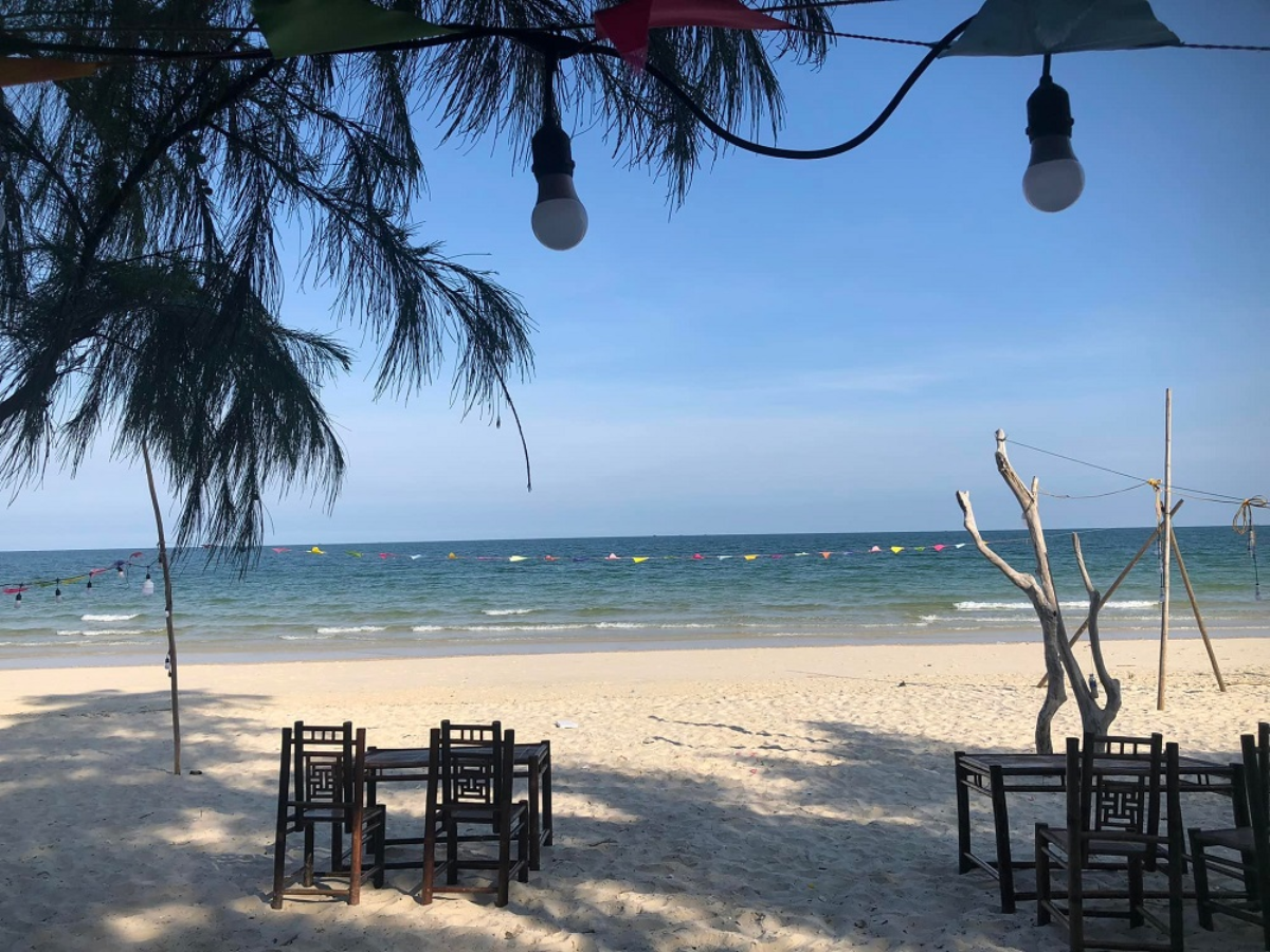 Ngày cuối cùng hãy ngắm bình minh trên bãi Sơn Hào trước khi rời đảo.