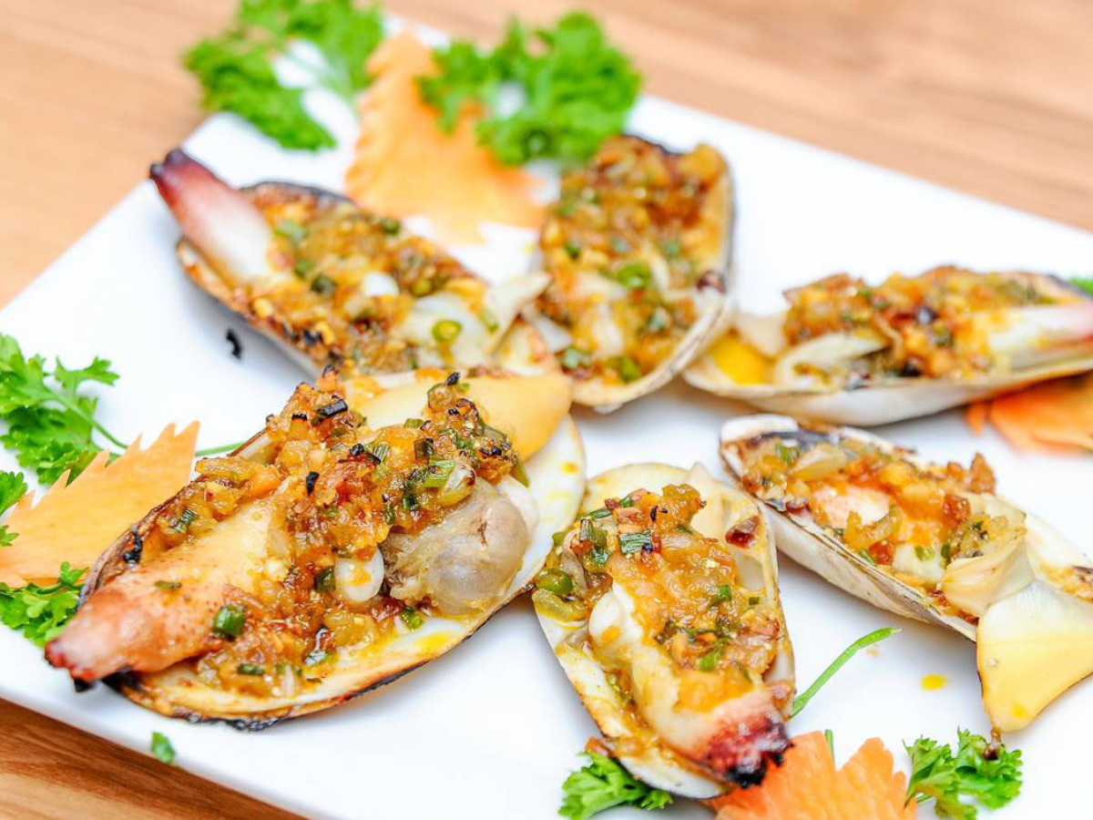 Ẩm thực Quan Lạn là điểm nhấn khiến nhiều du khách nhớ mãi sau chuyến đi.