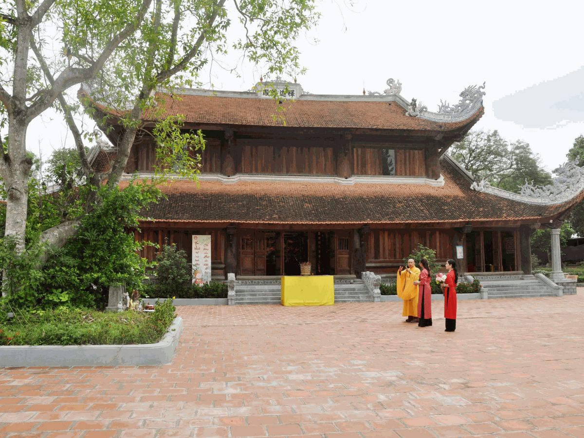 Du lịch Đông Triều thu hút du khách thập phương với nhiều di sản văn hóa.