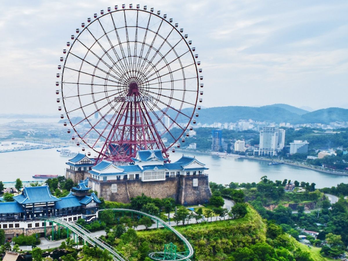Trải nghiệm không gian vui chơi, giải trí Sun World Ha Long trong hành trình du lịch Quảng Ninh.