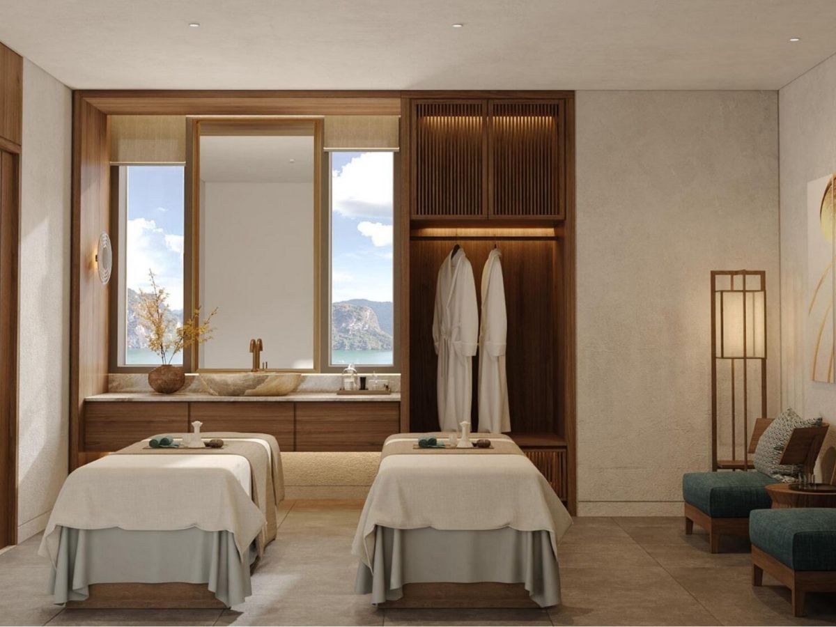 Một số dịch vụ nâng cao như spa, massage, tour khám phá biển đảo hay hoạt động thể thao dưới nước có thể tính phí riêng.