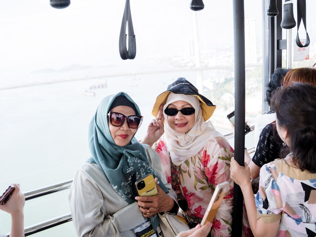 Du khách có thể cân nhắc kết hợp tham quan Sun World Ha Long để làm phong phú thêm trải nghiệm vui chơi, giải trí.