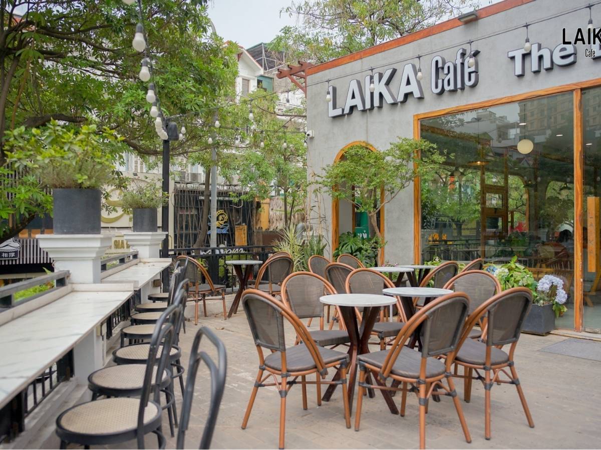 Đặc biệt, các quán cafe đẹp ở Vân Đồn còn được nhiều bạn trẻ lựa chọn là nơi lý tưởng để lưu giữ những khoảnh khắc đẹp với nhiều góc chụp ấn tượng.
