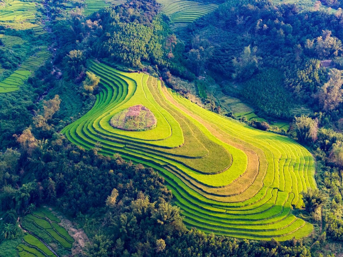 Vẻ đẹp mê hoặc của các ruộng bậc thang ở Lục Hồn