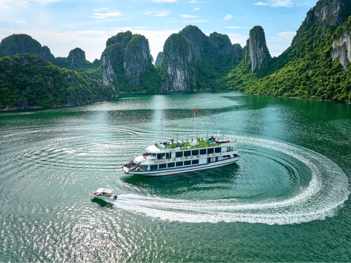 Lưu ý chuẩn bị hành lý cho tour Hải Phòng Hạ Long 2 ngày 1 đêm