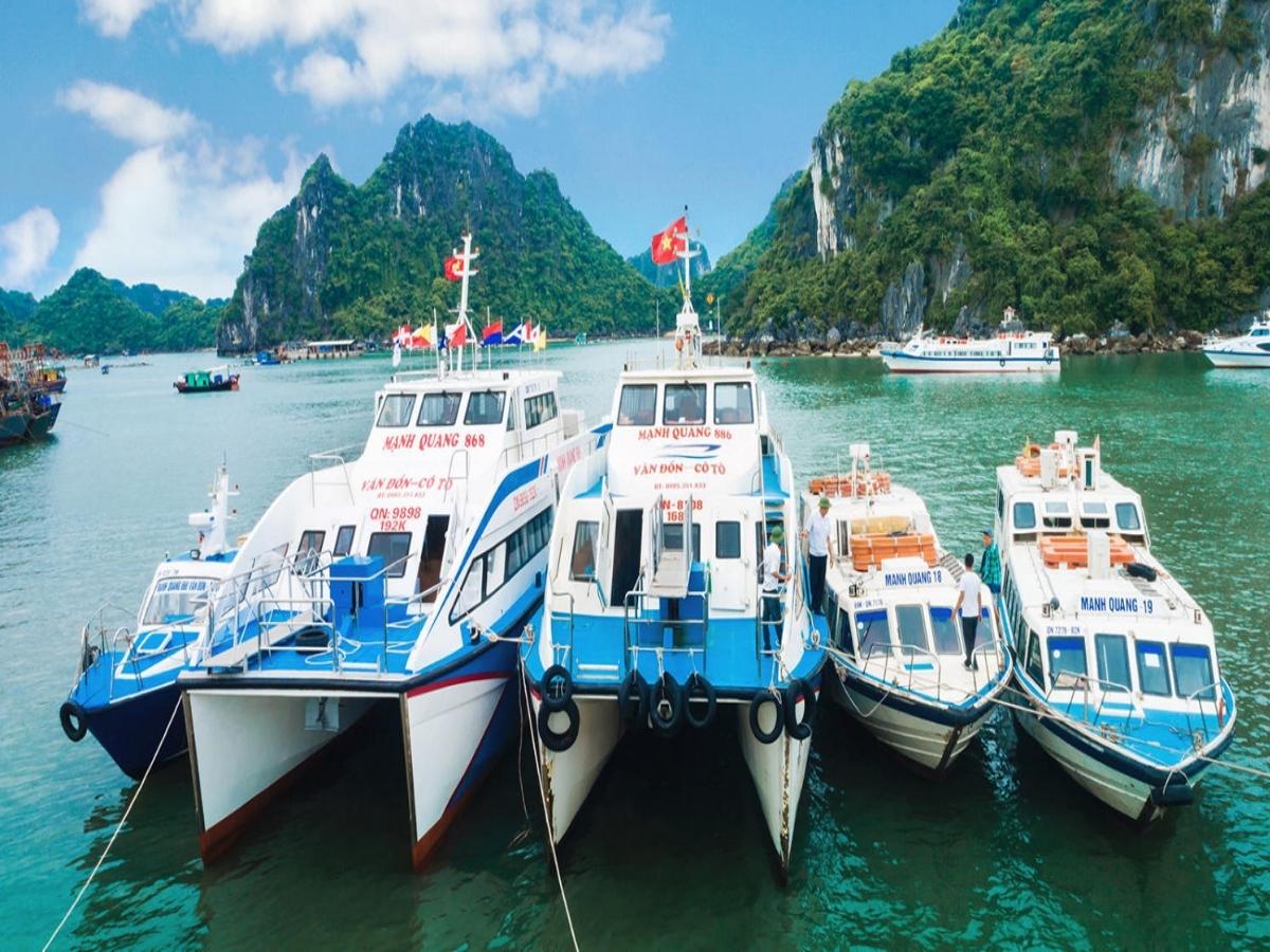 Tàu đi đảo Ngọc Vừng