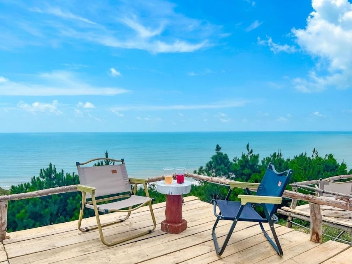 Đồi Vô Cực Quan Lạn