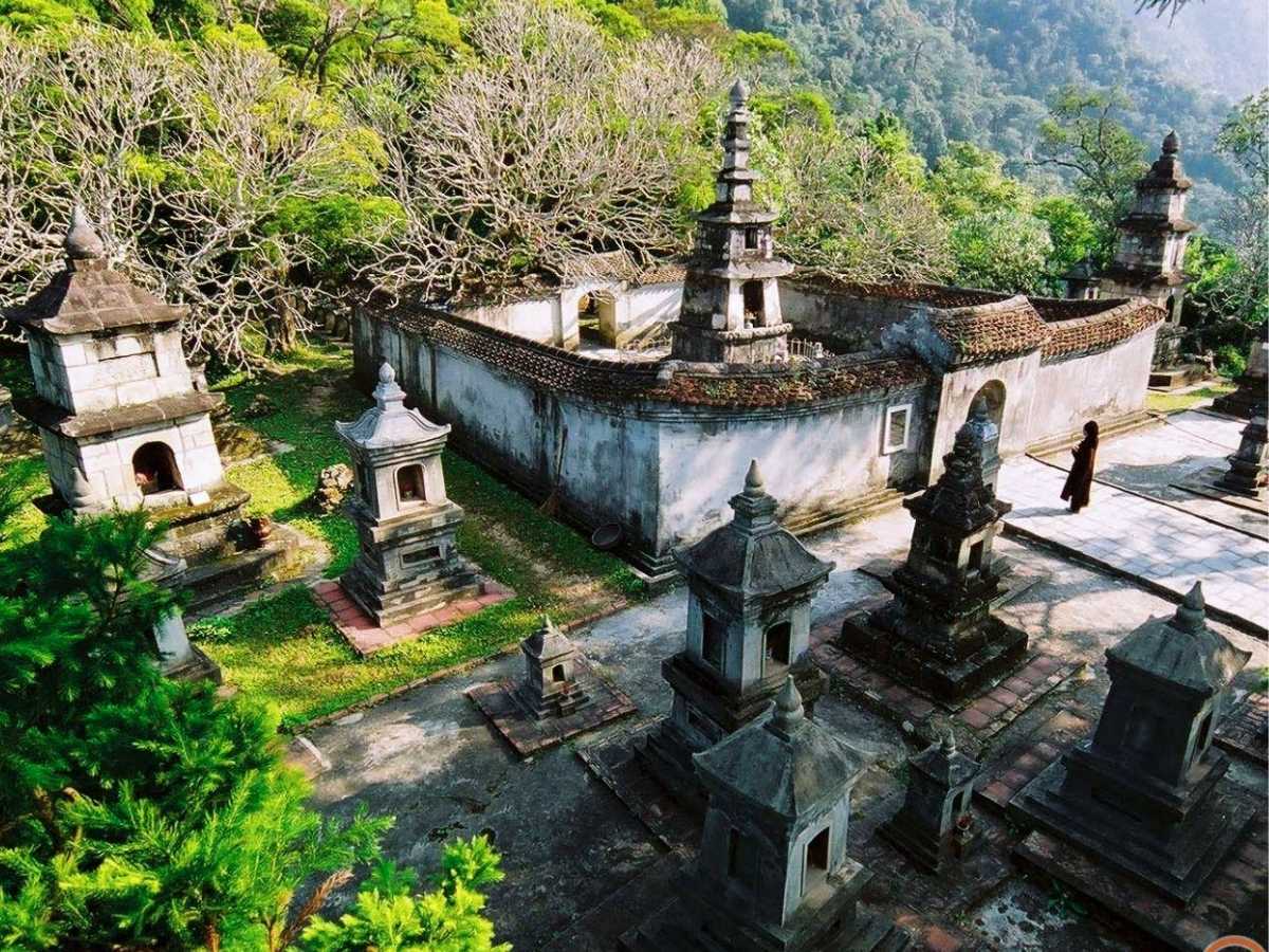 Vườn tháp Huệ Quang và văn hóa tâm linh Yên Tử