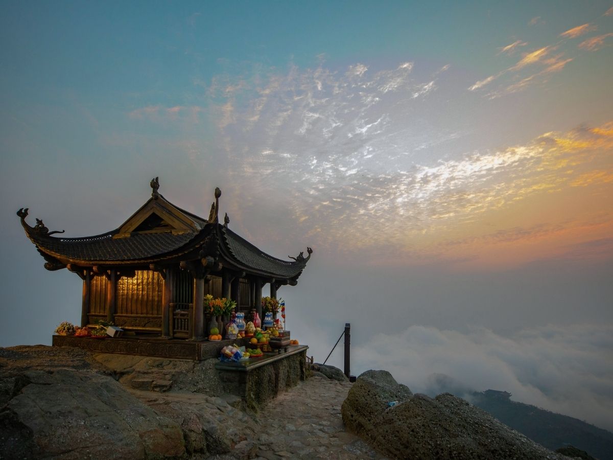 Yên Tử mùa đông biển mây