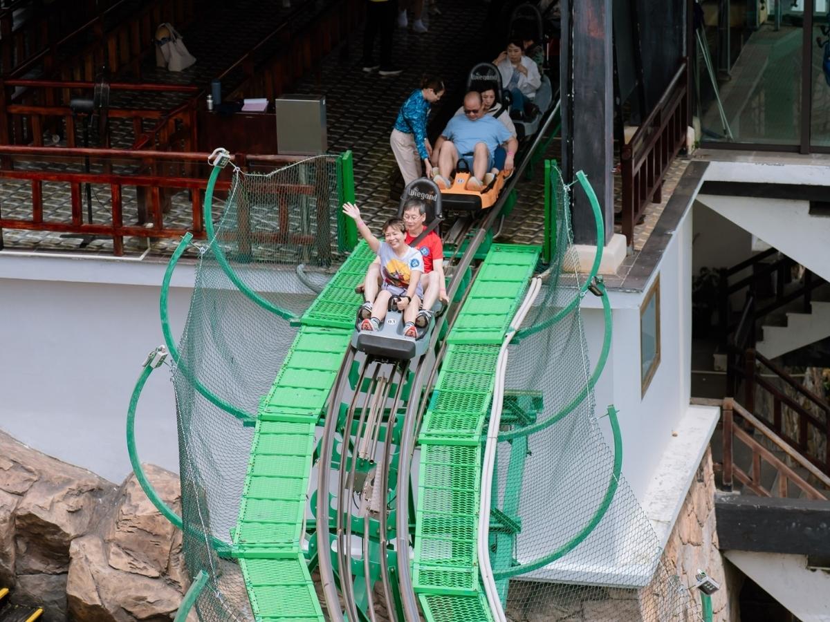 Sun World Ha Long kết hợp hành trình chùa Ba Vàng