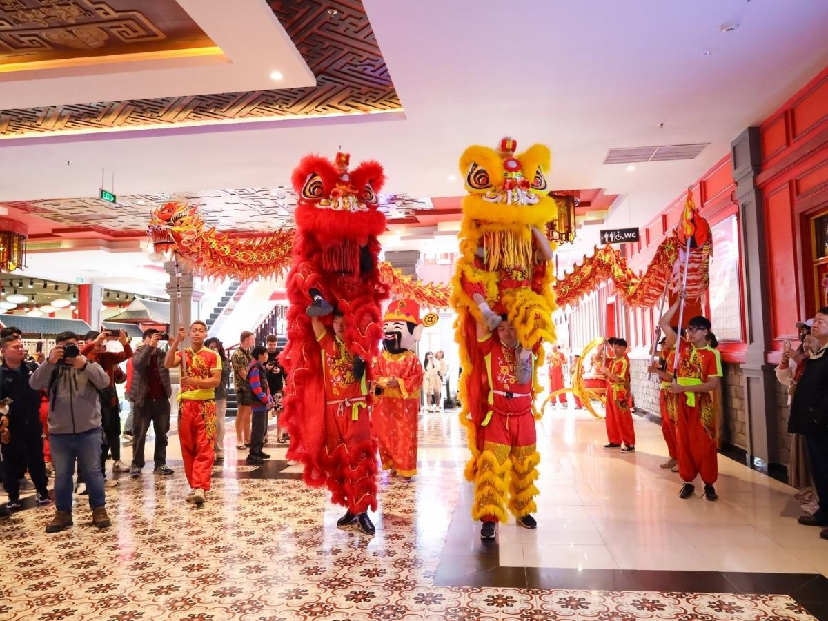 Lịch trình check-in chùa Ba Vàng và Hạ Long