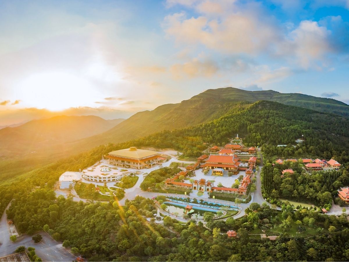 Thời điểm đi chùa Ba Vàng