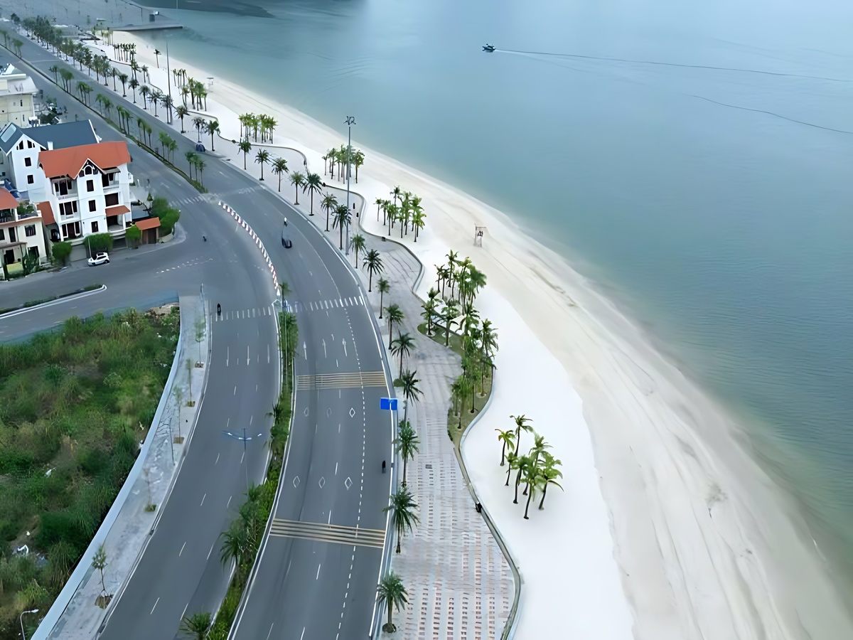 Đường bao biển Trần Quốc Nghiễn với cảnh quan ven biển tại Hạ Long