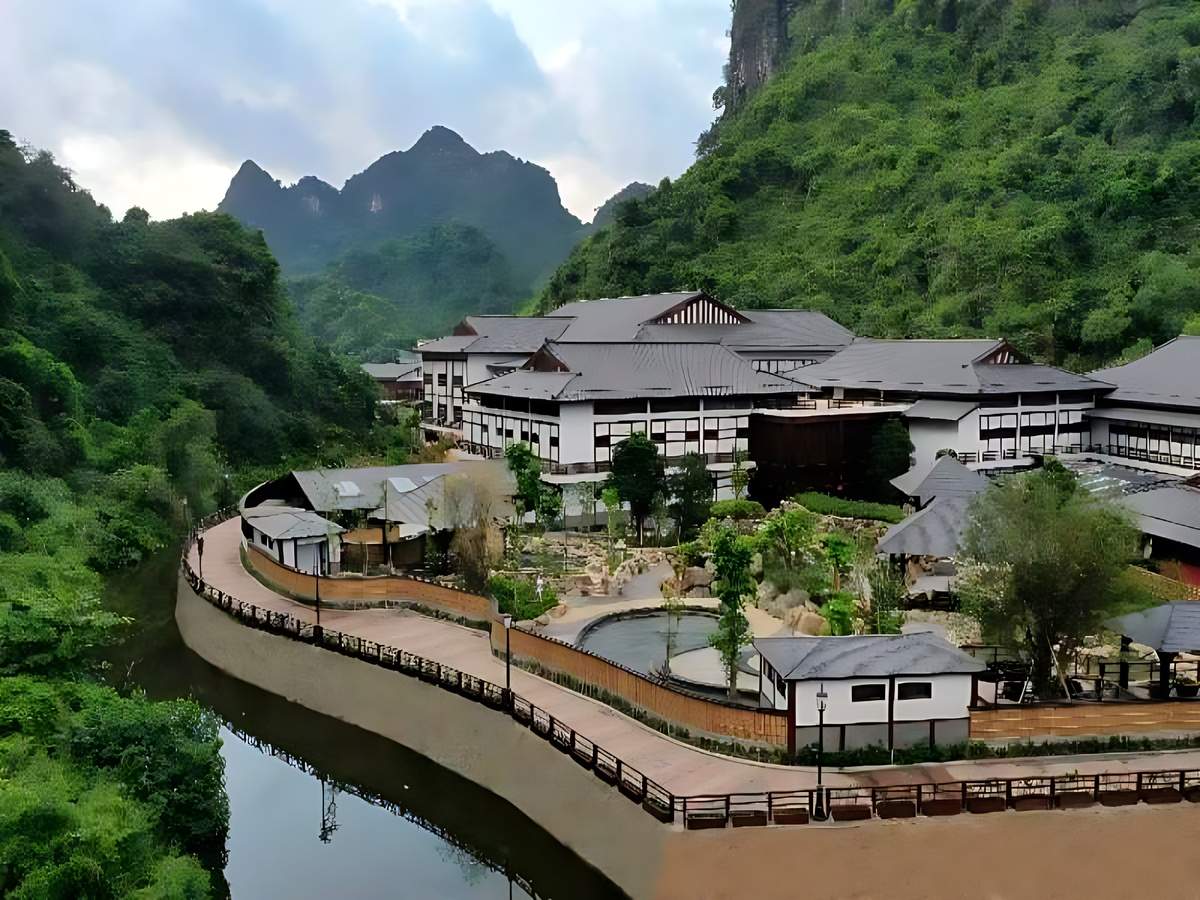 Yoko Onsen Quang Hanh với khu suối khoáng nóng phong cách Nhật Bản