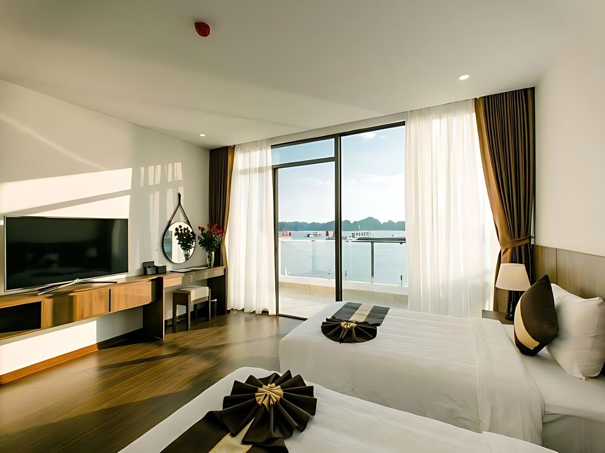 Du khách đặt phòng khách sạn gần Sun World Ha Long