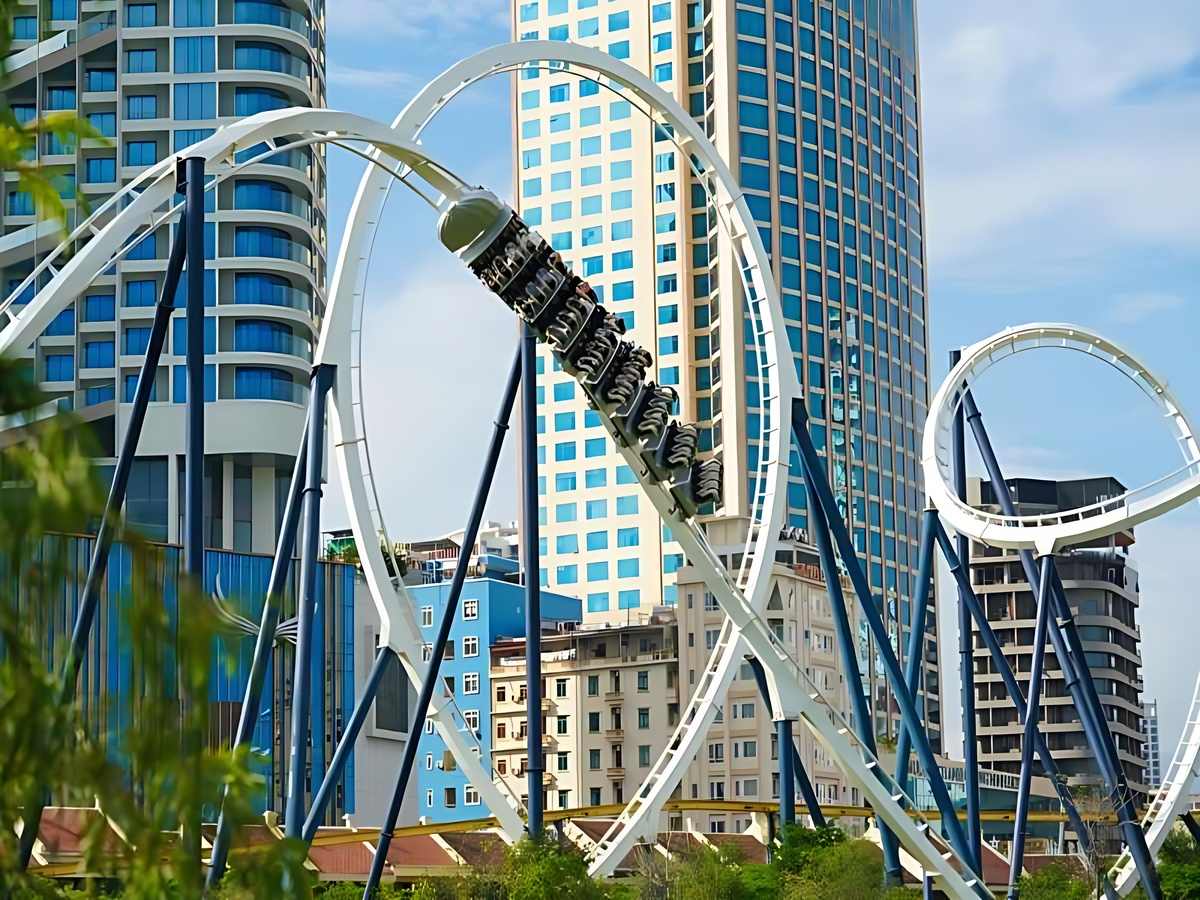 Không gian Sun World Ha Long với các công trình và khu vui chơi làm bối cảnh chụp ảnh