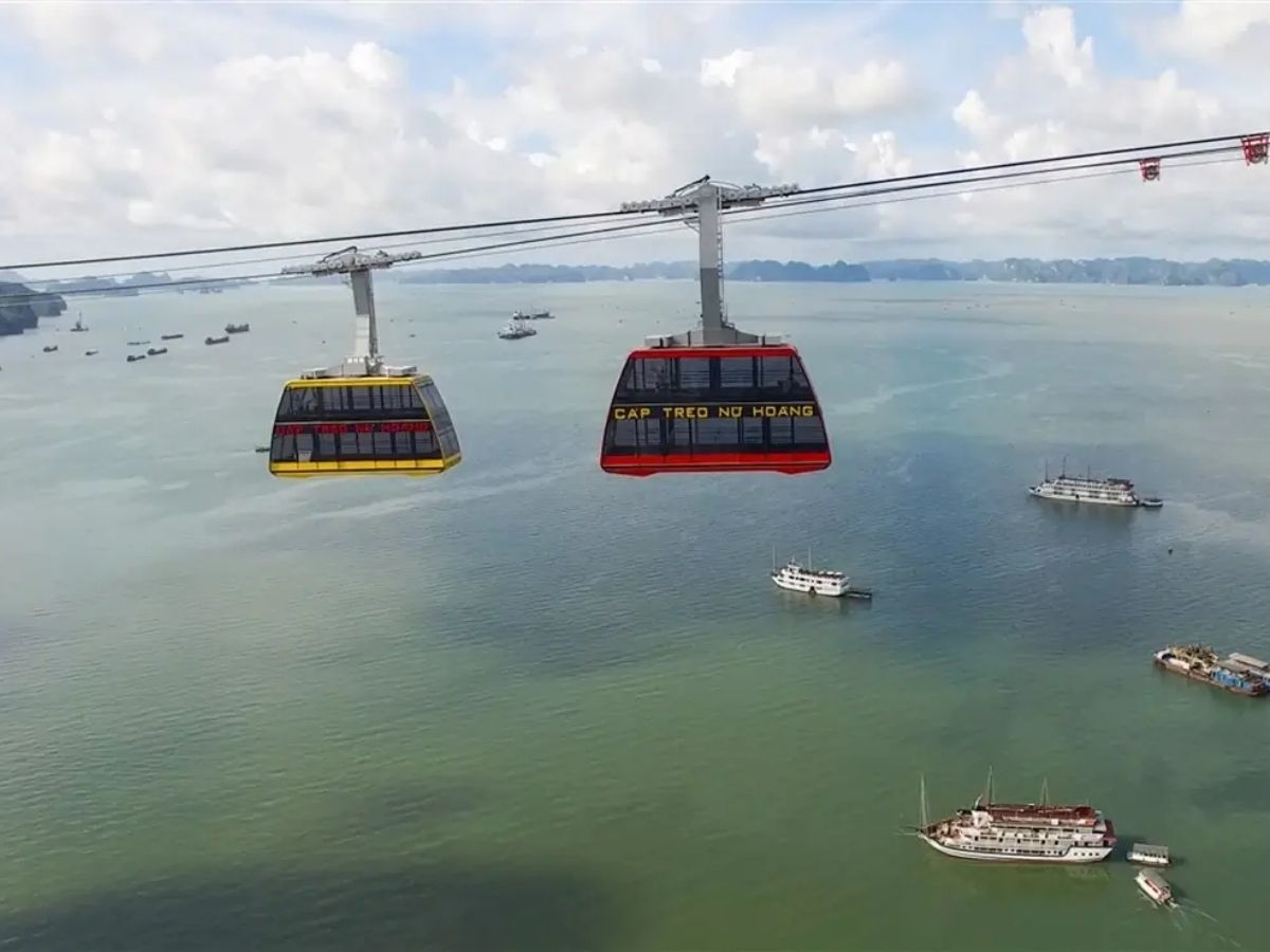 Để chuyến đi thêm trọn vẹn, bạn nên dành thời gian khám phá các khu vực khác trong Sun World Ha Long sau khi trải nghiệm cáp treo.