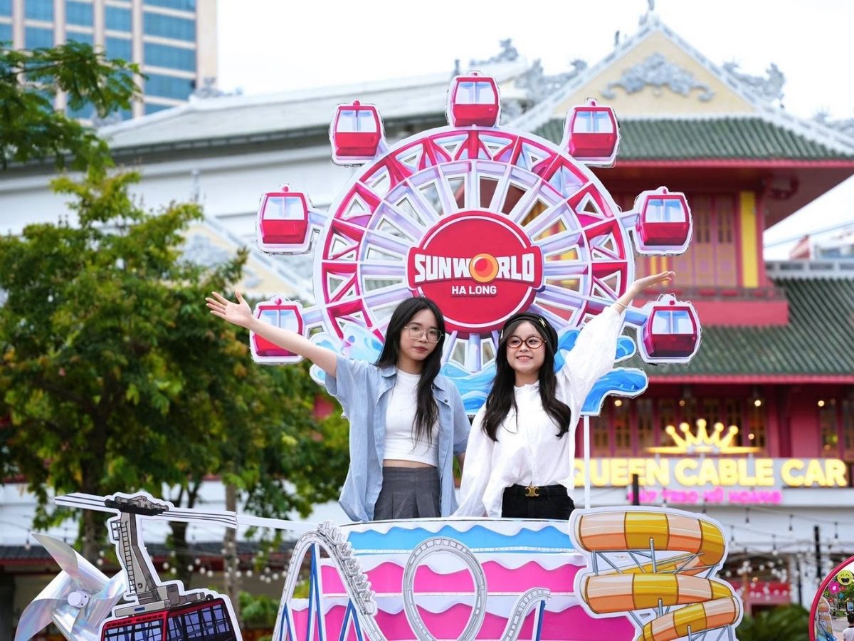 Gia đình có trẻ nhỏ nên ưu tiên những địa điểm vừa có không gian rộng rãi, vừa kết hợp được vui chơi và nghỉ ngơi