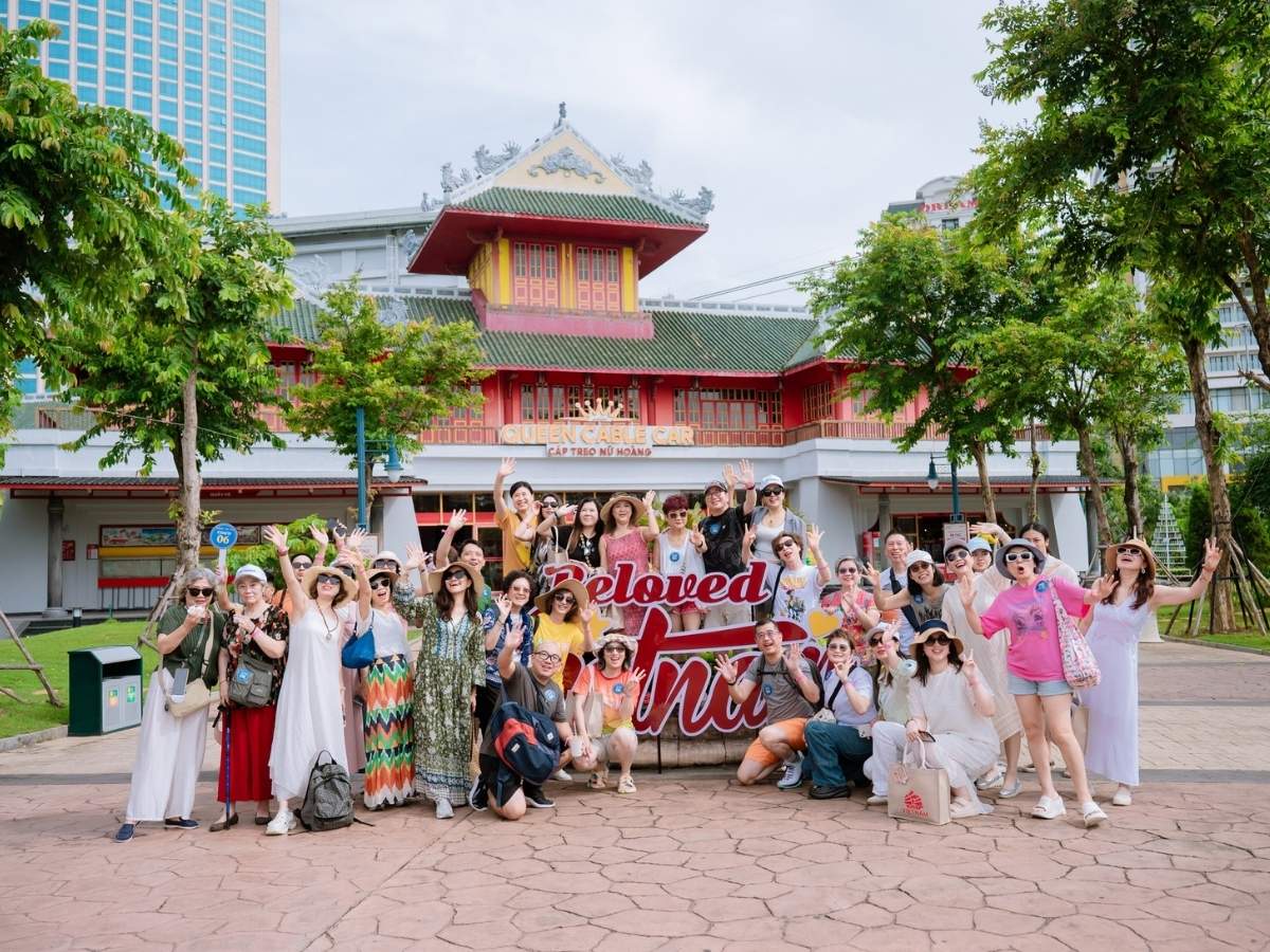 Đến Sun World Ha Long du khách vừa có thể giải trí, vừa thưởng thức ẩm thực địa phương.