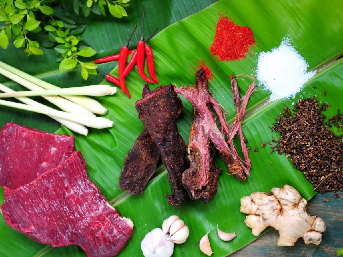 Thức quà đặc sản hấp dẫn khi ghé thăm Sa Pa.