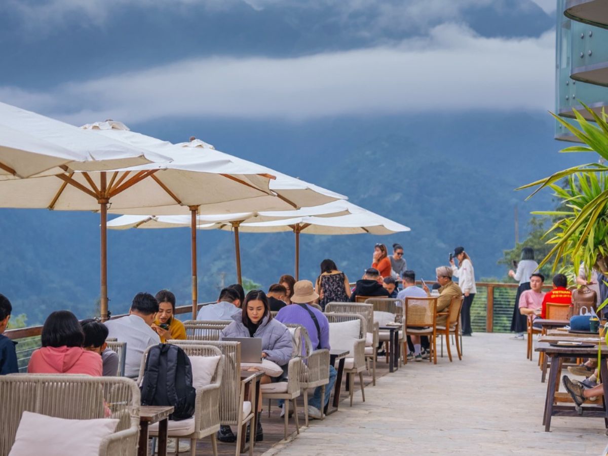 Có nhiều quán cafe có view đẹp nhất Sa Pa để du khách lựa chọn.