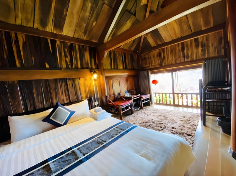 Phòng được trang bị đầy đủ những đồ dùng hiện đại và tiên tiến phục vụ cho du khách.