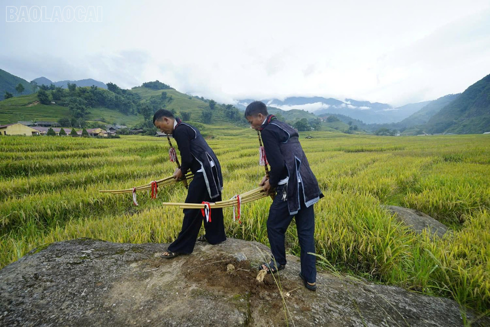 Bản Nậm Cang là nơi cư trú chủ yếu của đồng bào Dao Đỏ