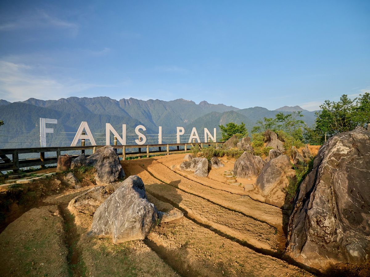 Sun World Fansipan Legend mang đến những khoảnh khắc đôi khó quên giữa núi rừng.