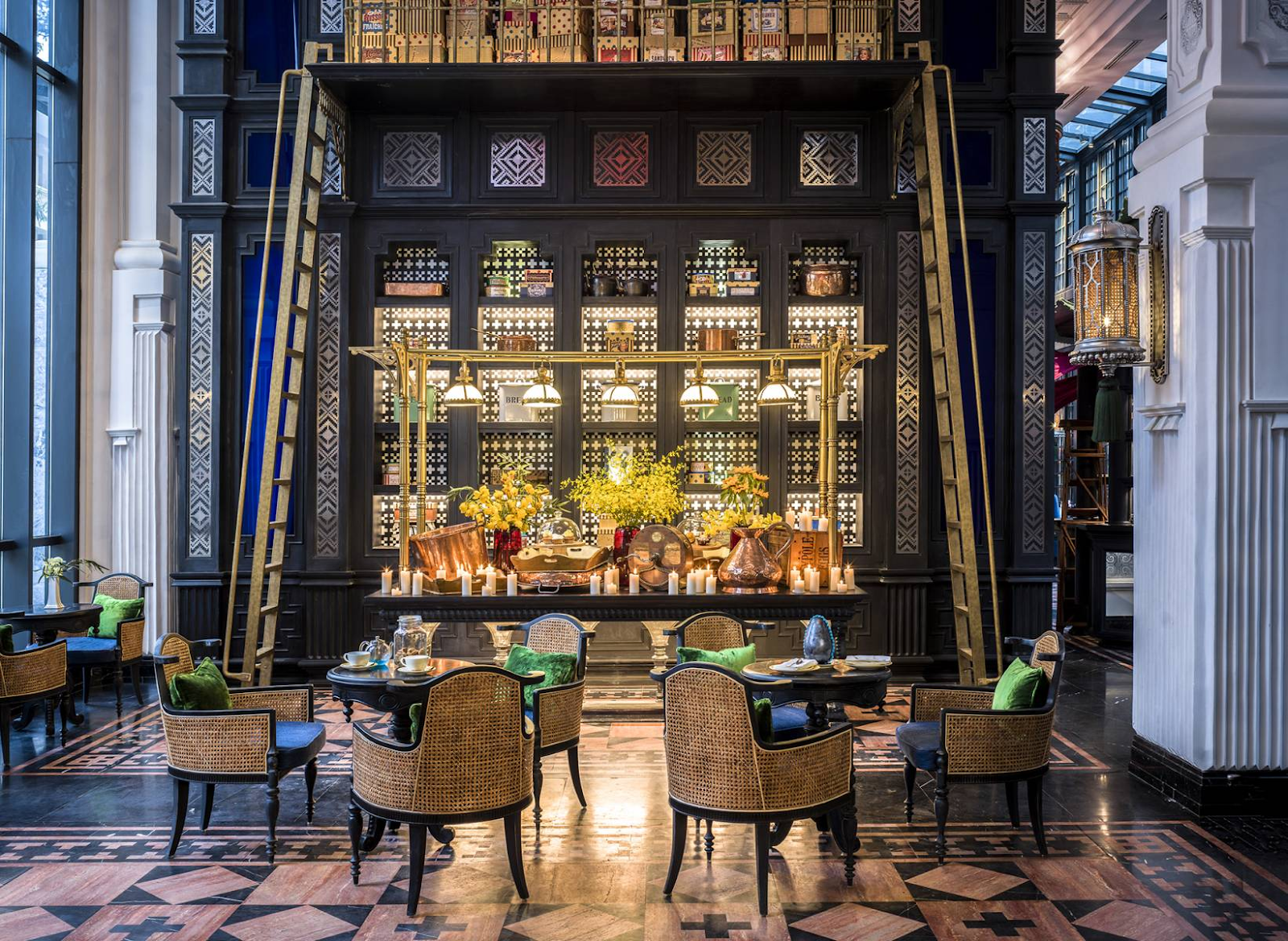 Mỗi chi tiết trong thiết kế của Hotel de la Coupole - MGallery được kết hợp hài hoà giữa hai nền văn hoá