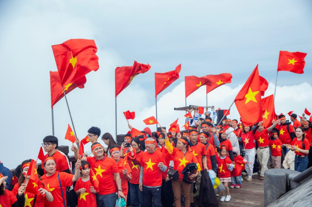 Thời tiết dịp Giỗ Tổ ở Lào Cai khá mát mẻ, thích hợp để du khách trải nghiệm