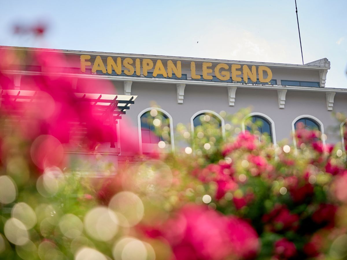 Lưu giữ khoảnh khắc giữa cảnh đẹp hùng vĩ tại Fansipan Legend.