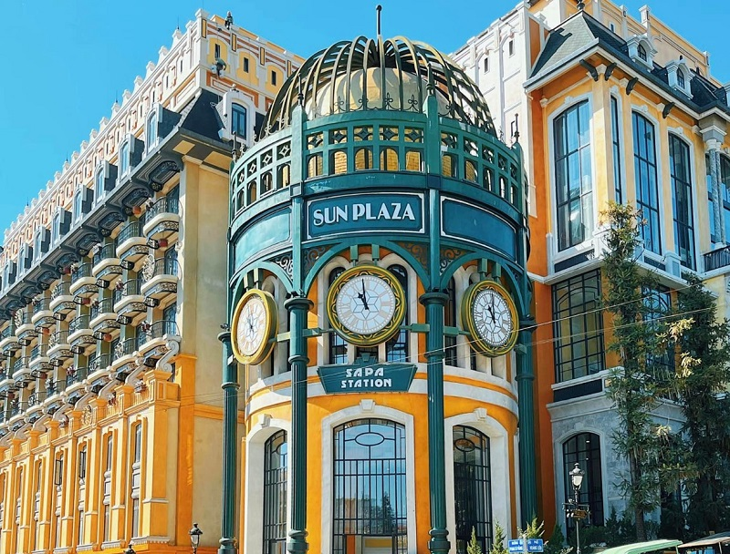 Du khách có thể mua vé trực tiếp ngay tại Sun Plaza