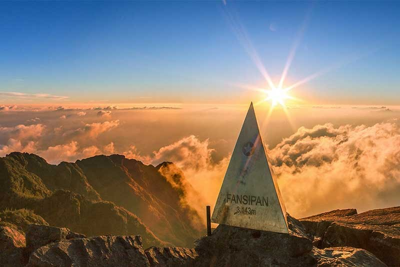 Du khách có thể cảm nhận bốn mùa trong cùng một ngày khám phá Fansipan