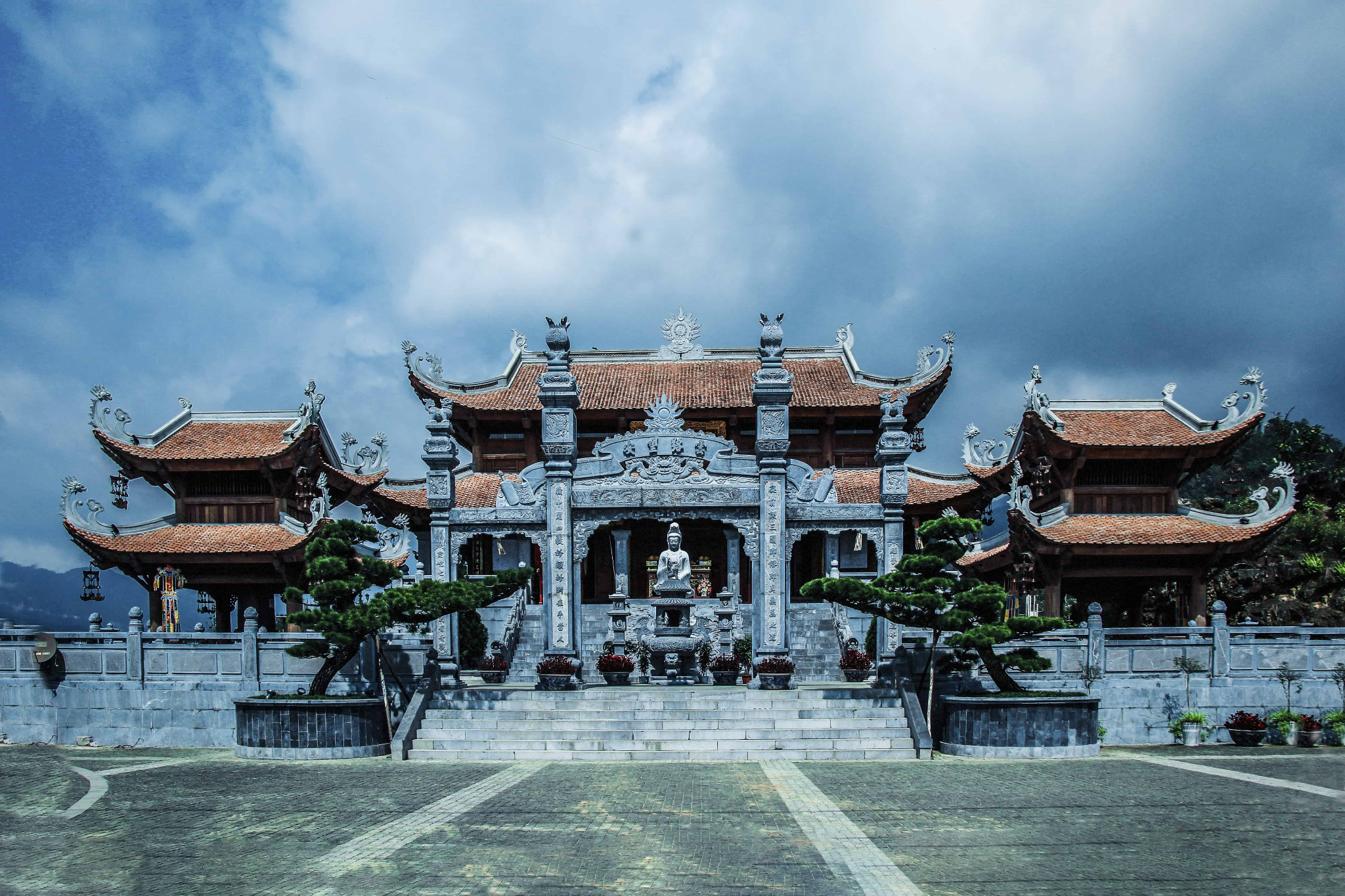 Không gian thờ tự yên tĩnh tại Bảo An Thiền Tự