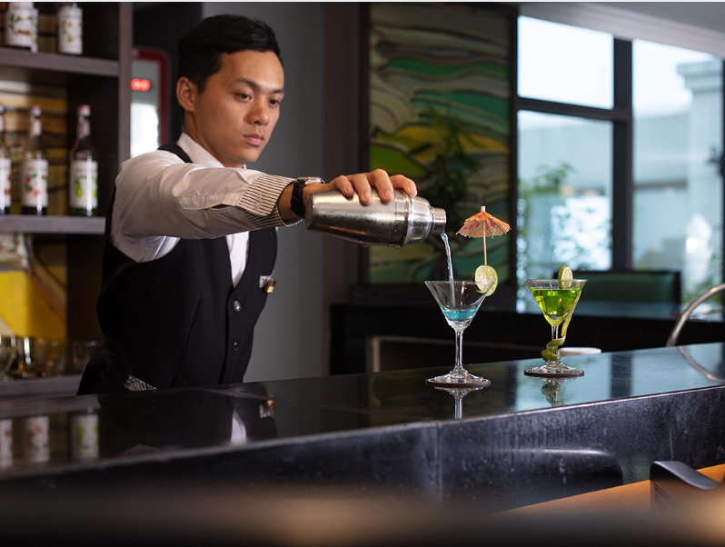 Không gian Fansi Bar được bố trí linh hoạt, phù hợp cho những buổi gặp gỡ thân mật.