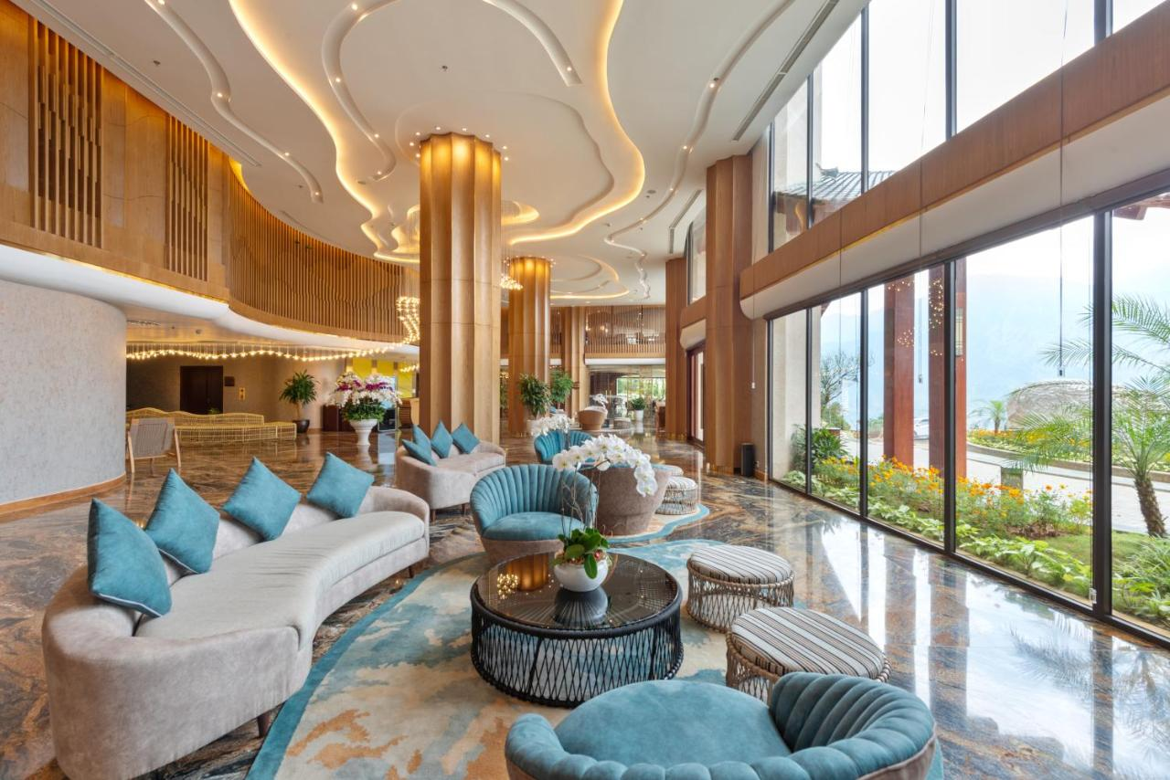 Khách sạn còn có hệ thống phòng hội nghị, phòng sự kiện đa năng cho các buổi hội thảo.