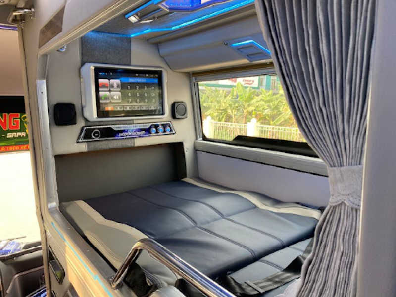 Các cặp đôi thường lựa chọn sử dụng cabin đôi để có trải nghiệm riêng tư cùng nhau