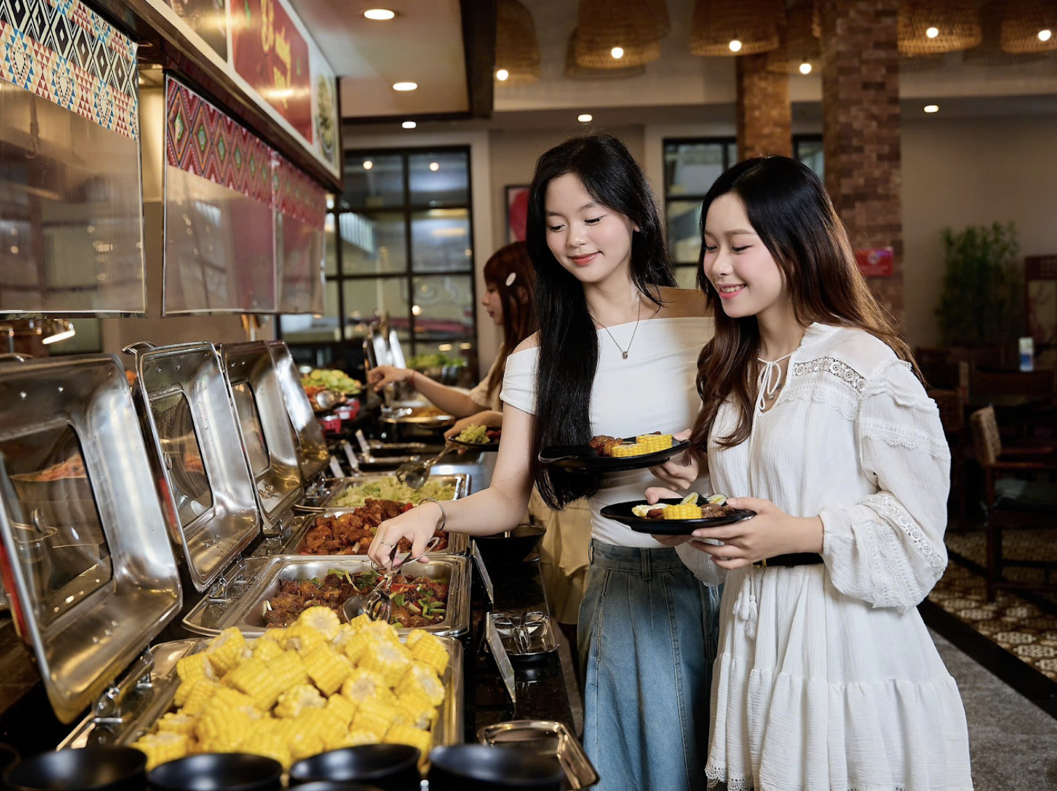 Buffet Vân Sam – điểm dừng chân lý tưởng ngay tại ga đi cáp treo Fansipan.