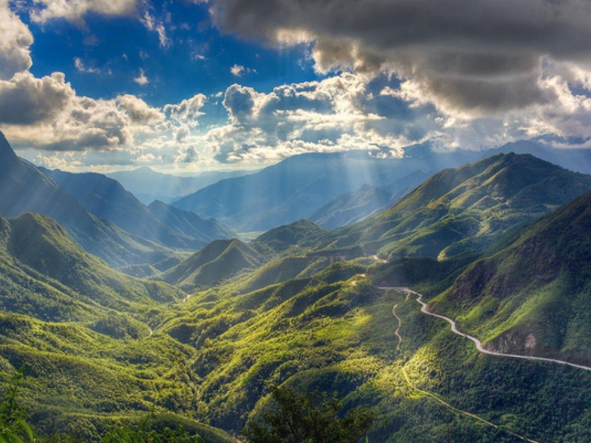 Buổi trưa hoặc chiều bạn có thể kết hợp tham quan Fansipan thung lũng Mường Hoa hay Ô Quy Hồ.