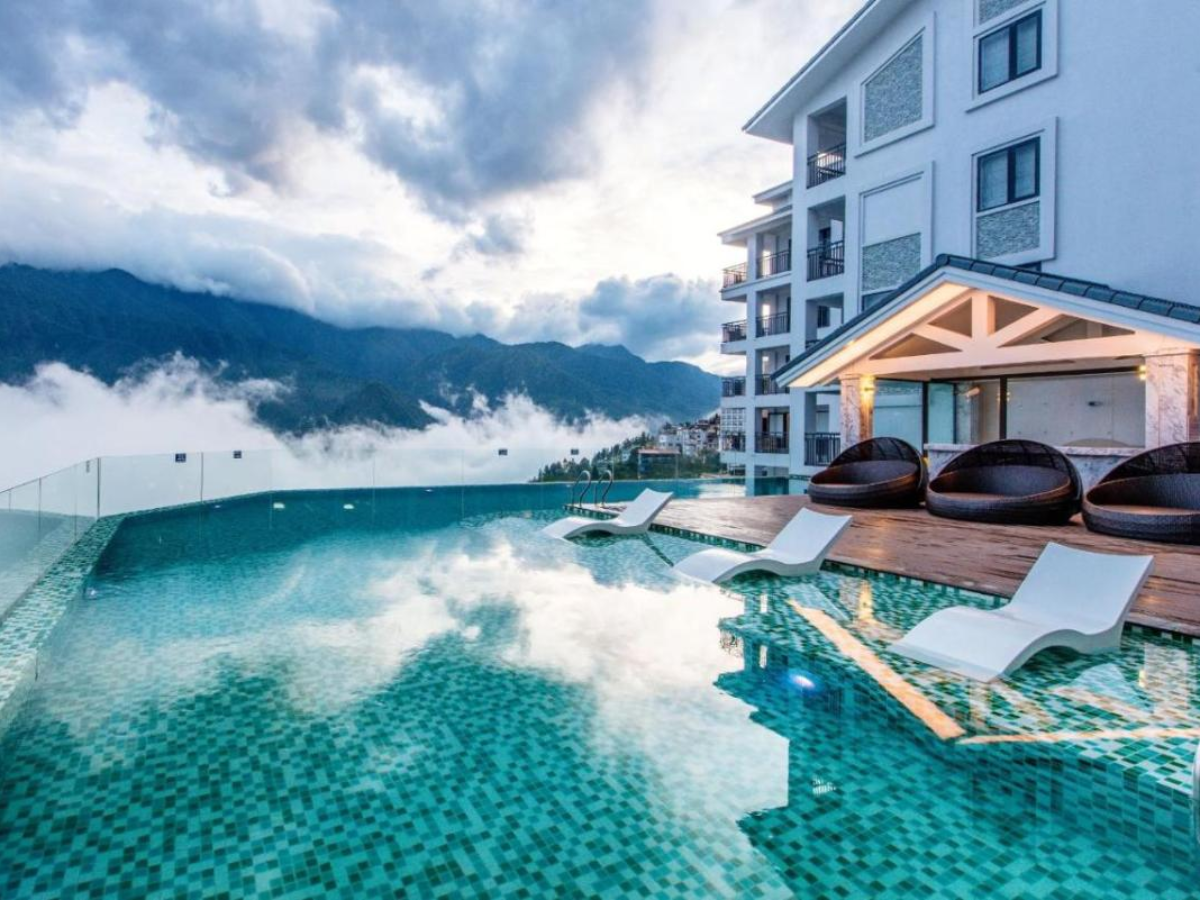 Bamboo Sapa Hotel tiện nghi hiện đại và gần Nhà Thờ Đá cùng Sun Plaza trung tâm.