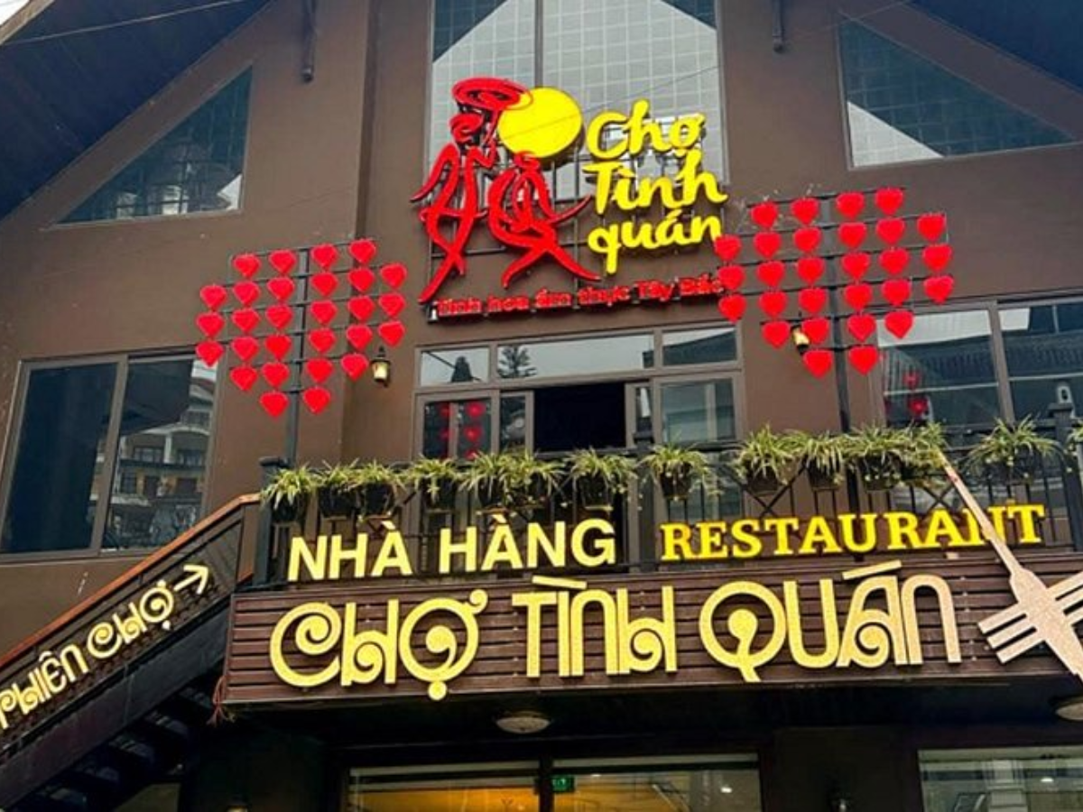 Chợ Tình Quán là nơi thích hợp để thử món H’Mông Dao chuẩn vị vùng cao Sa Pa.