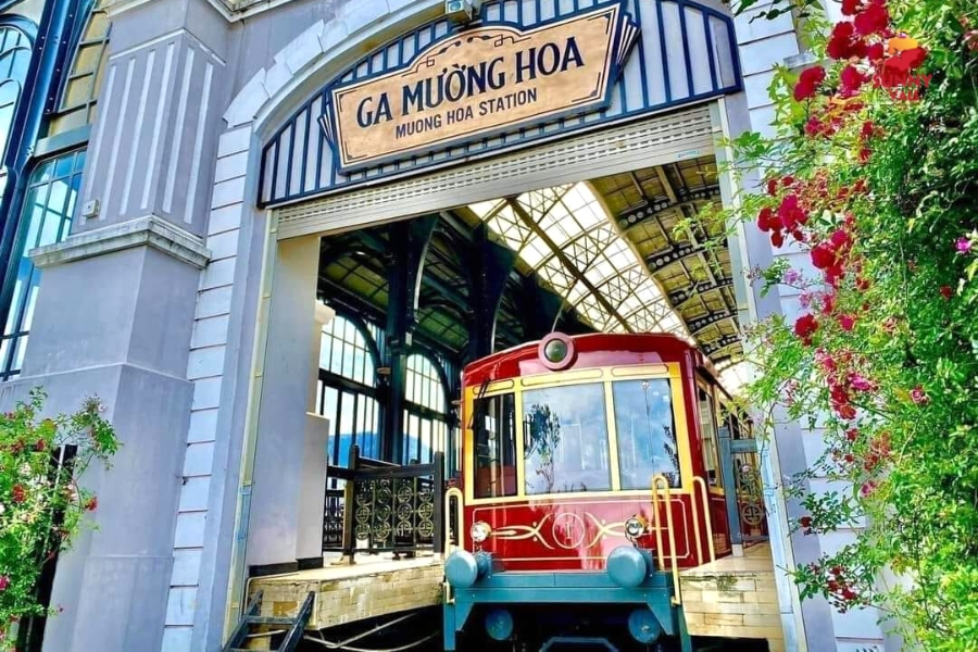 Ga Mường Hoa là điểm kết thúc của tàu hoả leo núi Mường Hoa