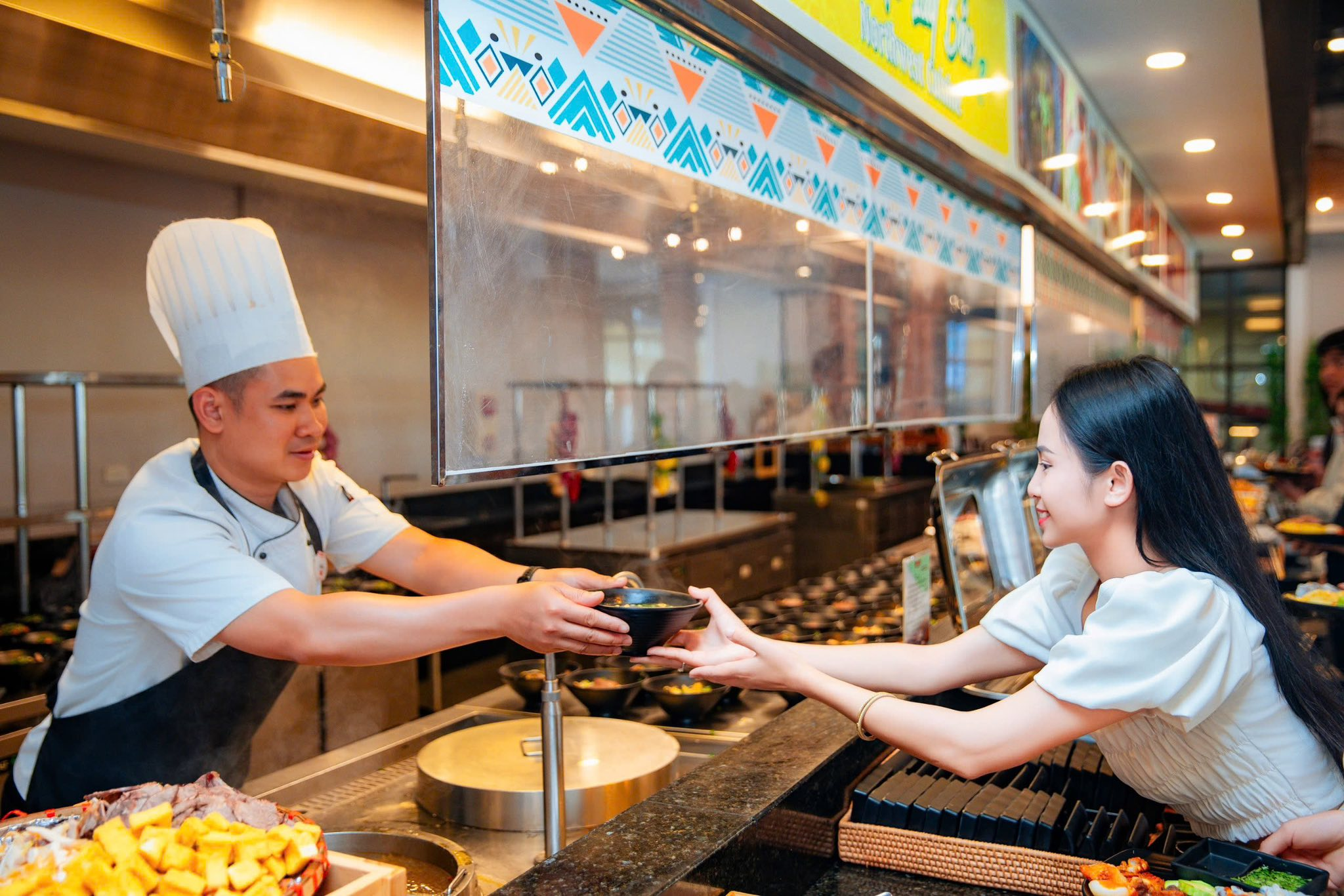 Nhà hàng Vân Sam là điểm dừng chân lý tưởng sau hành trình chinh phục đỉnh Fansipan