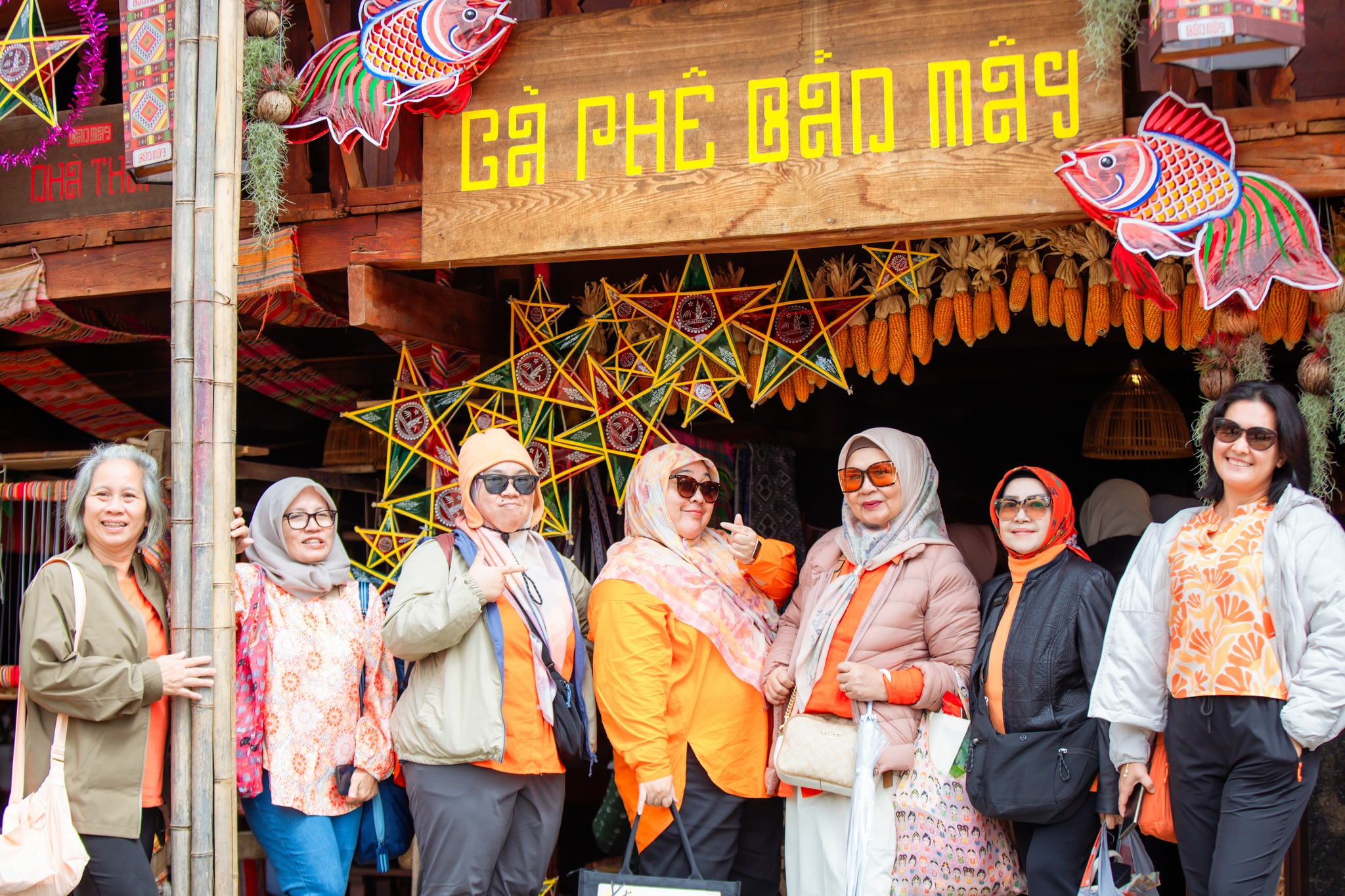 May Village is an ideal location for Indian tourists to explore the traditional culture of the ethnic minorities in the mountainous region of Sapa.