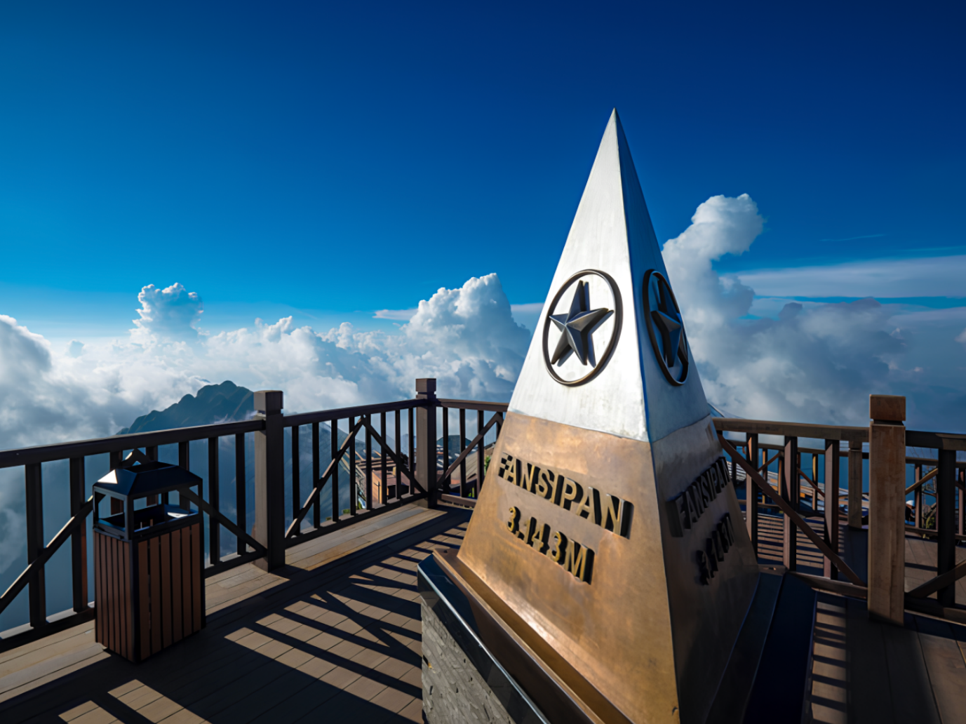 登山火車可將旅客送至接近山頂的區域,距離番西邦海拔3,143公尺的里程碑僅剩約50級石階即可抵達。