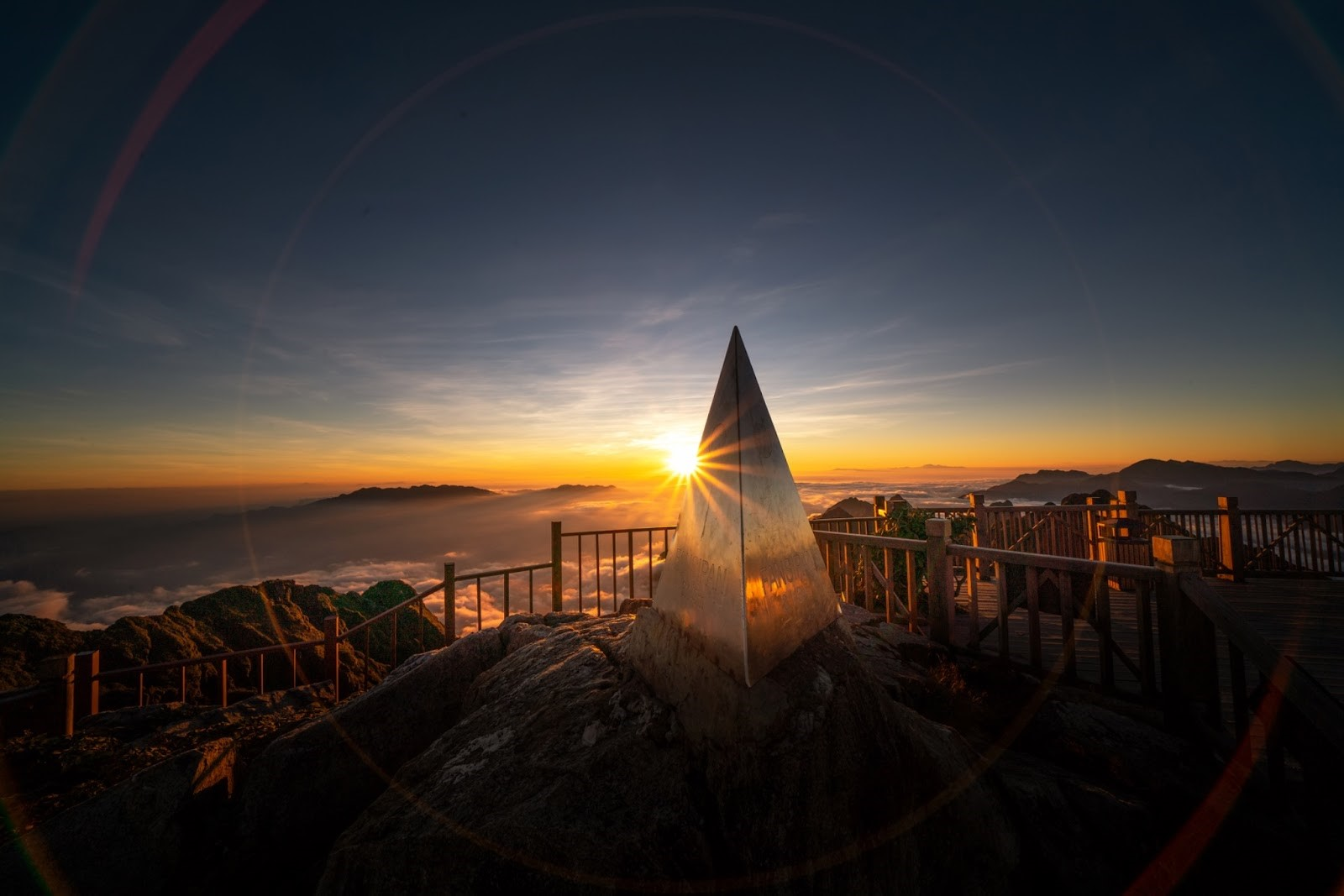 A stunning sunset view from the summit of Fansipan