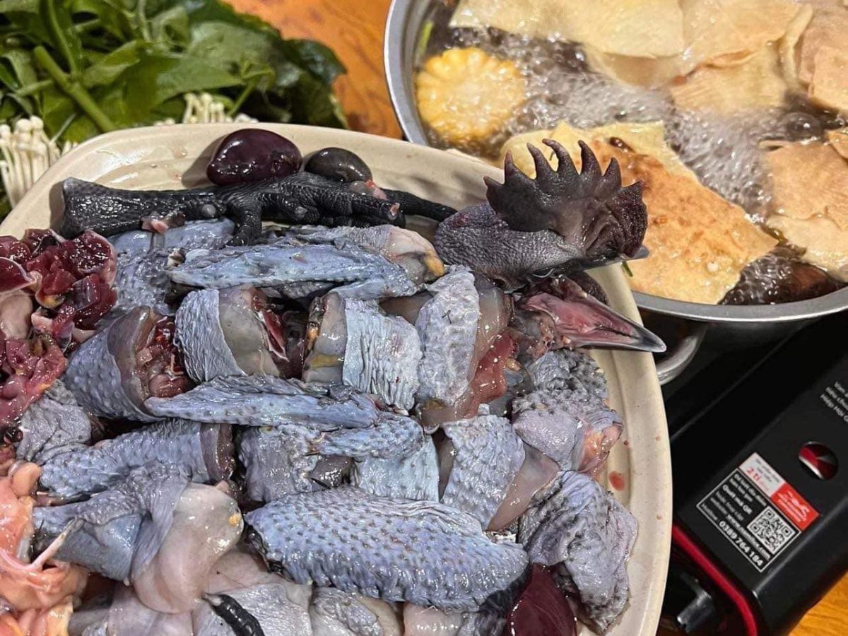 Thịt gà có vị ngọt tự nhiên và giá trị dinh dưỡng cao.