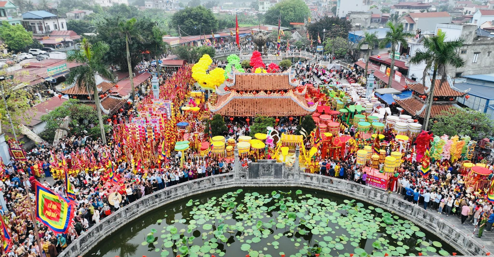 Lễ hội Phủ Dầy đặc sắc tại Nam Định.