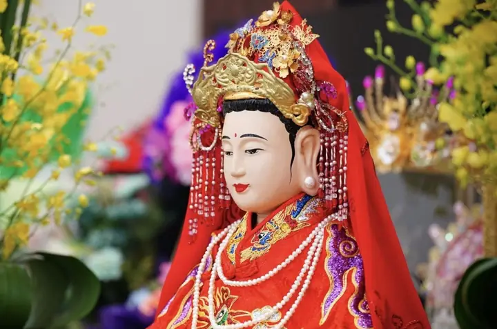 Công chúa Liễu Hạnh còn được biết đến là Mẫu Thượng Thiên.